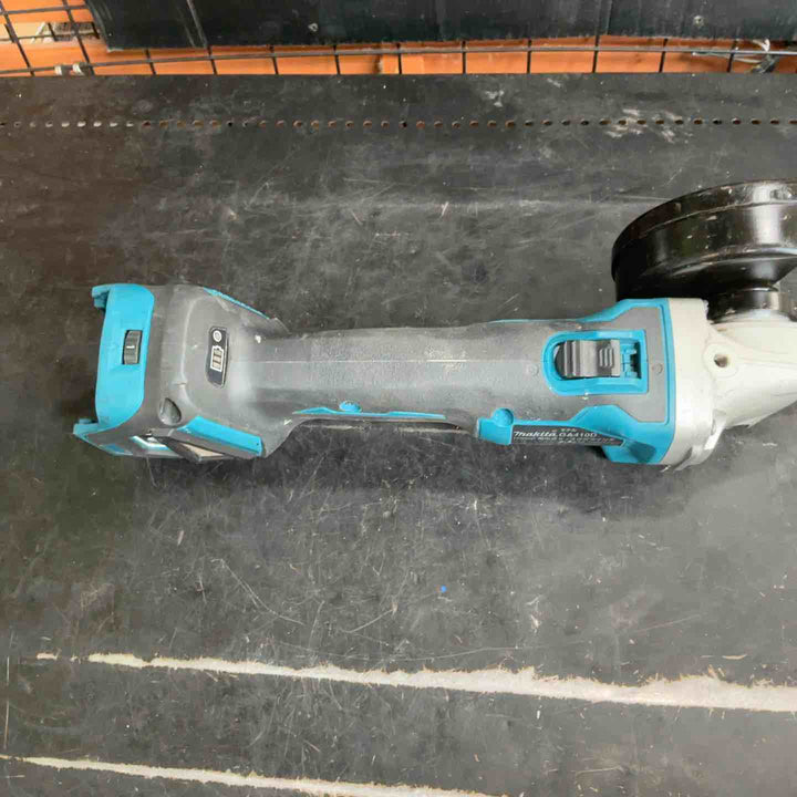 ☆マキタ(makita) 100mmコードレスディスクグラインダ GA410DZ【草加店】