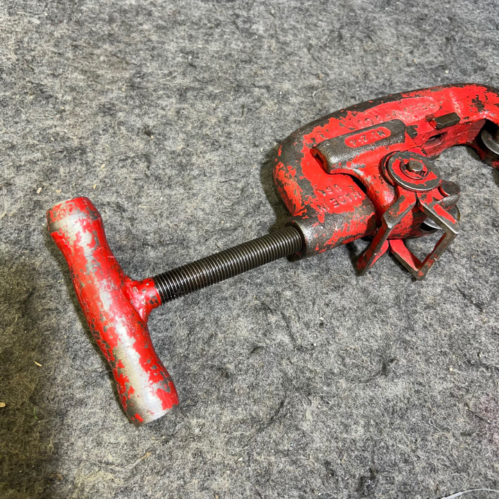 REED TOOL 2インチパイプカッタ 2-4WGA【桶川店】