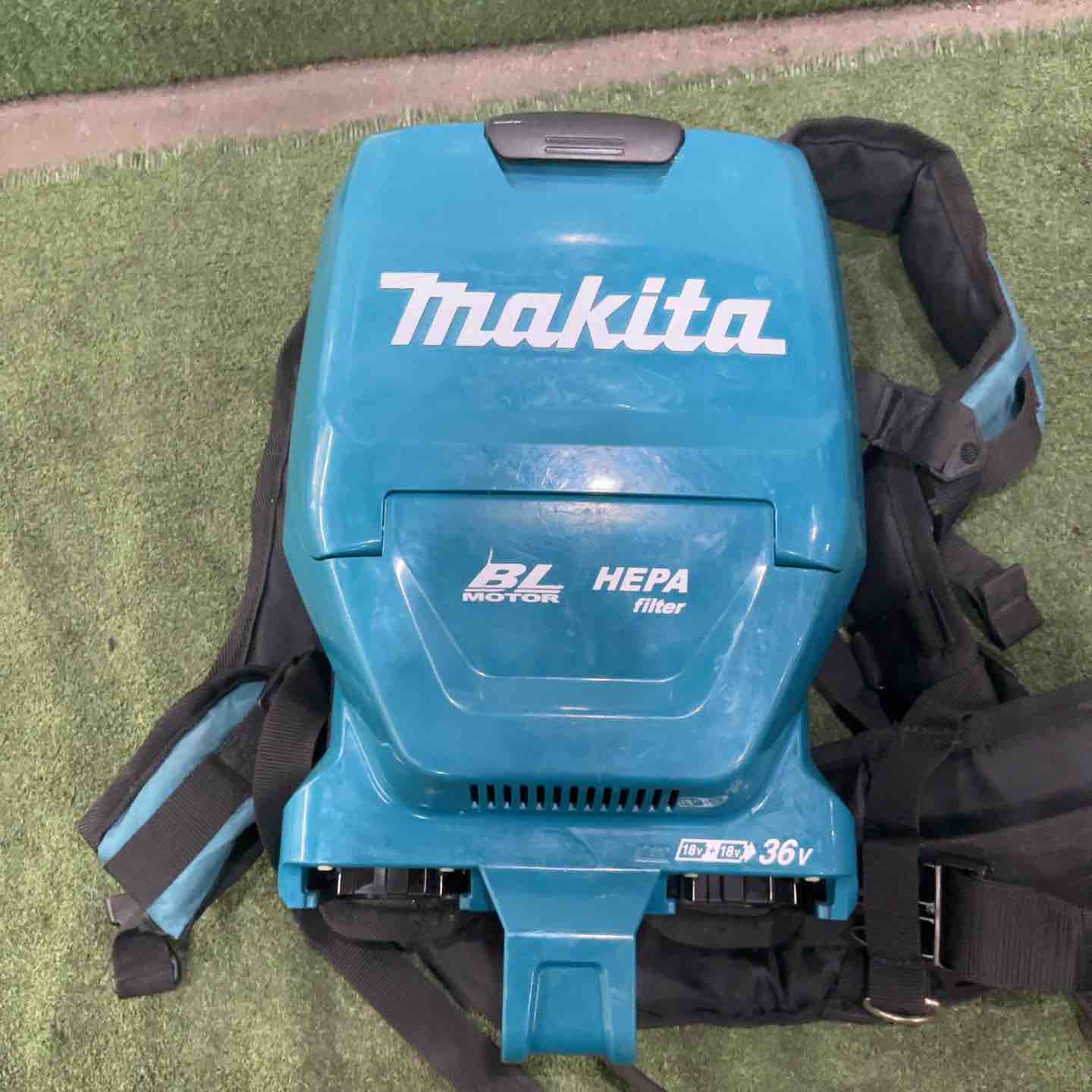 ☆マキタ(makita) コードレス背負い集じん機 VC260DZ 動作確認済【川口