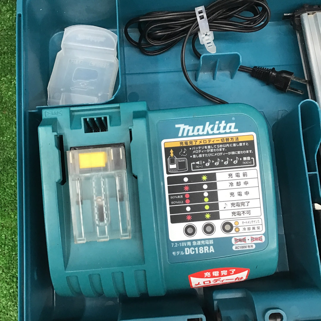 ☆マキタ(makita) 14.4V 4mm J線 コードレスタッカ ST420DRF【桶川店】