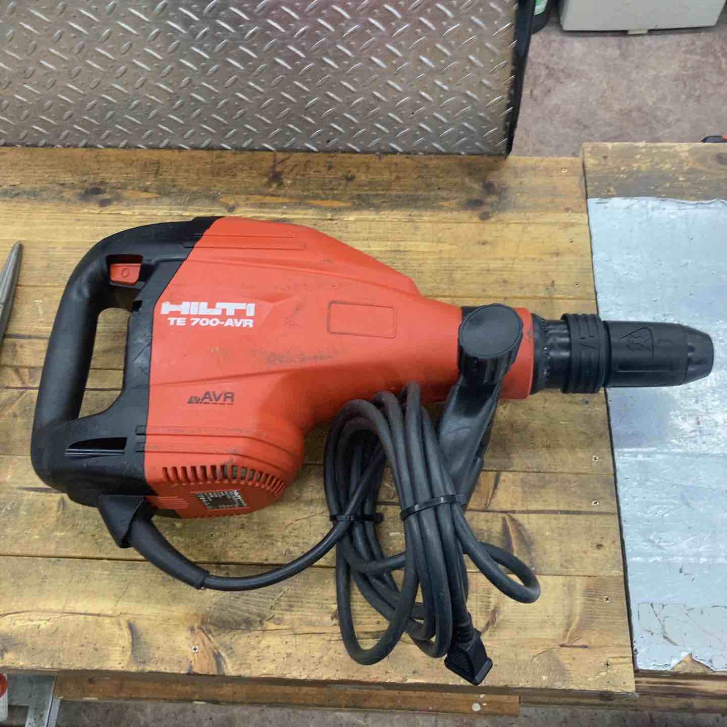 ☆ヒルティ(HILTI) 電動ハンマ TE700-AVR【所沢店】 – アクトツール