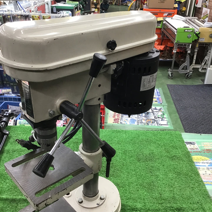 【店頭受取り限定】◇マキタ(makita) 卓上ボール盤 TB131【桶川店】