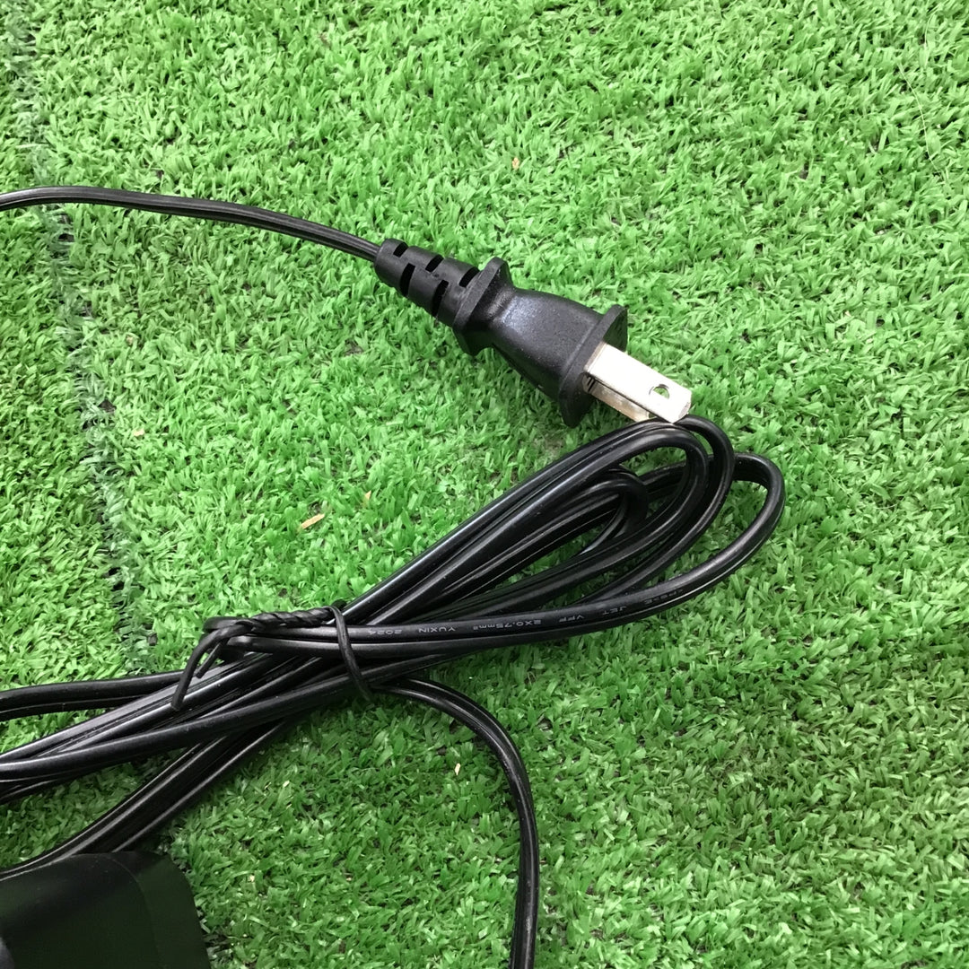 【ジャンク品】　ハイコーキ(HIKOKI ※旧:日立工機) 2ポート急速充電器 UC18YDML【桶川店】