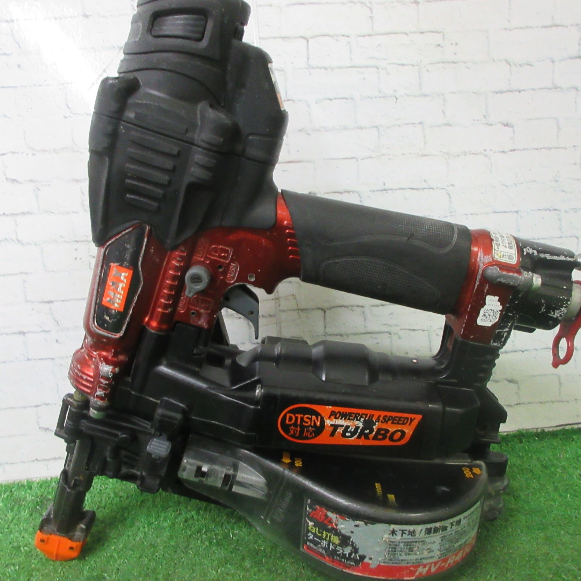 ★マックス(MAX) 高圧エアネジ打ち機 HV-R41G4-R【町田店】 ☆マックス(MAX) 高圧エアネジ打ち機 HV-R41G4-R【町田店