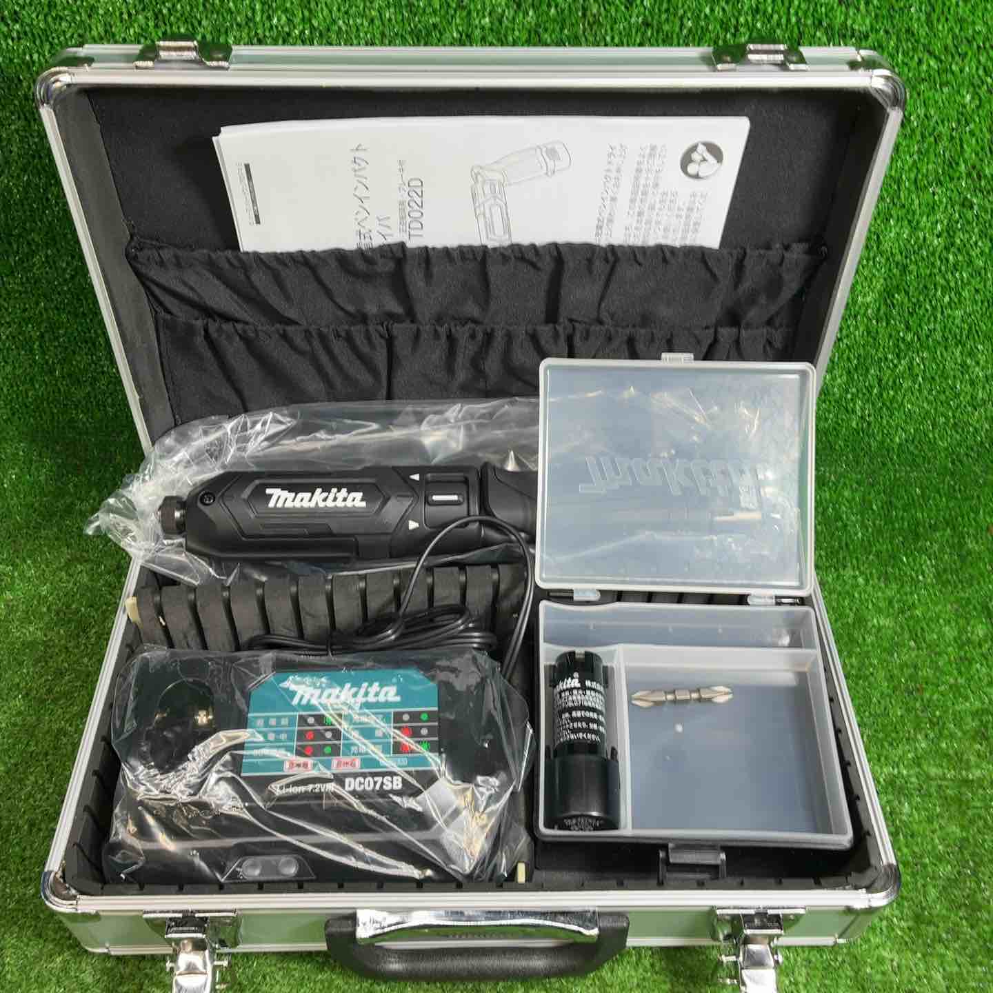 未使用品】マキタ(makita) コードレスペンインパクトドライバー