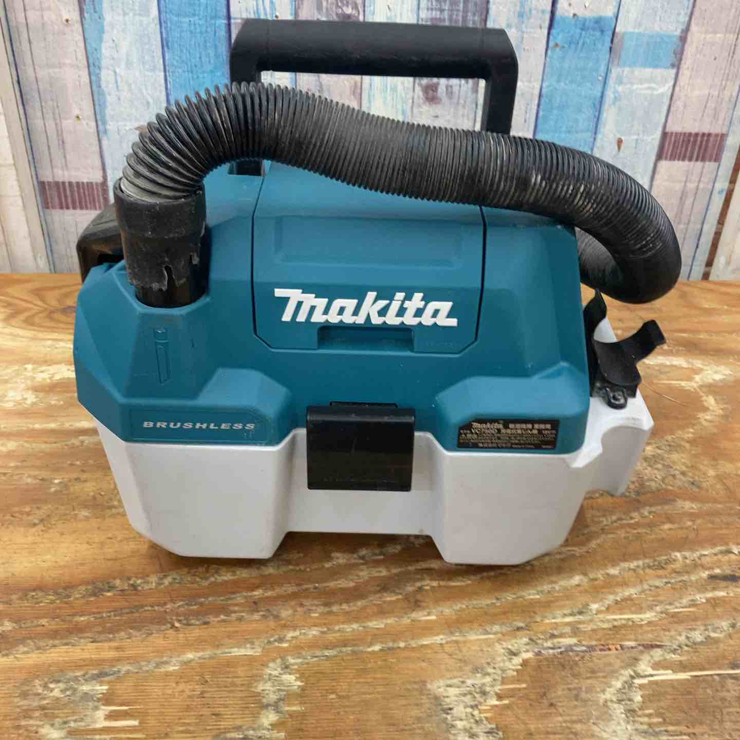 ☆マキタ(makita) コードレス集じん機 乾湿両用 VC750DZ【柏店