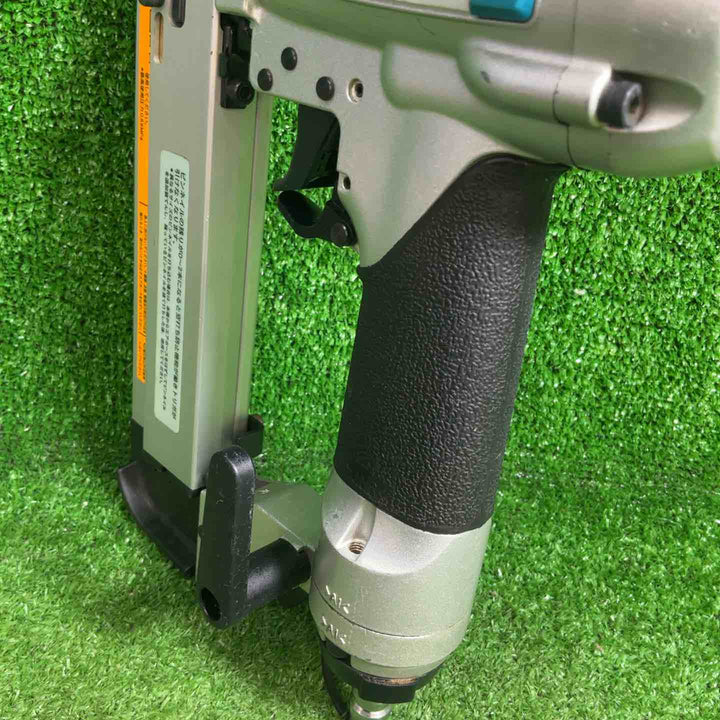【中古品】マキタ(makita) 常圧ピンネイラ AF351【藤沢店】