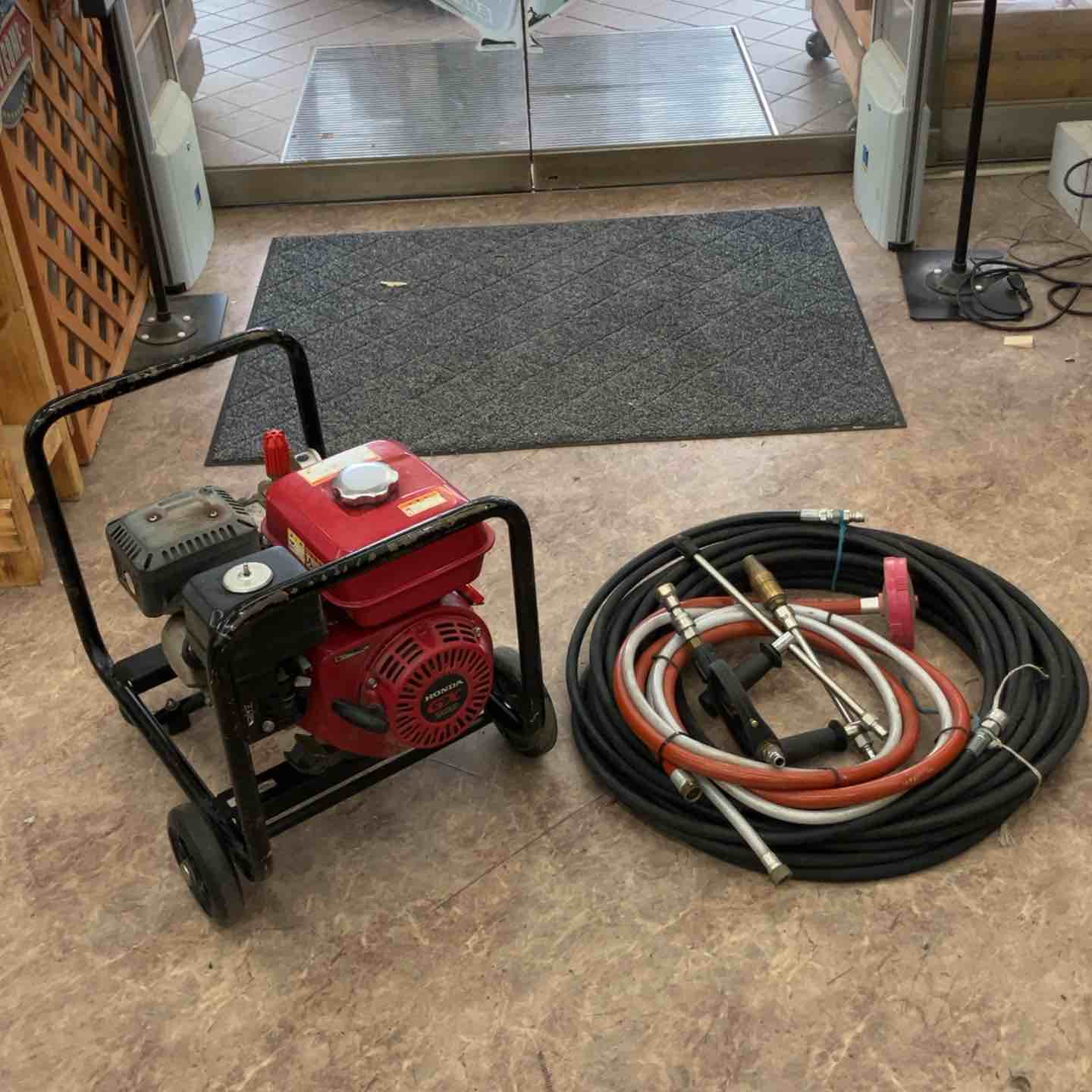 【現状品】KARCHER 高圧洗浄機本体 KARCHER 高圧洗浄機本体 イエロー