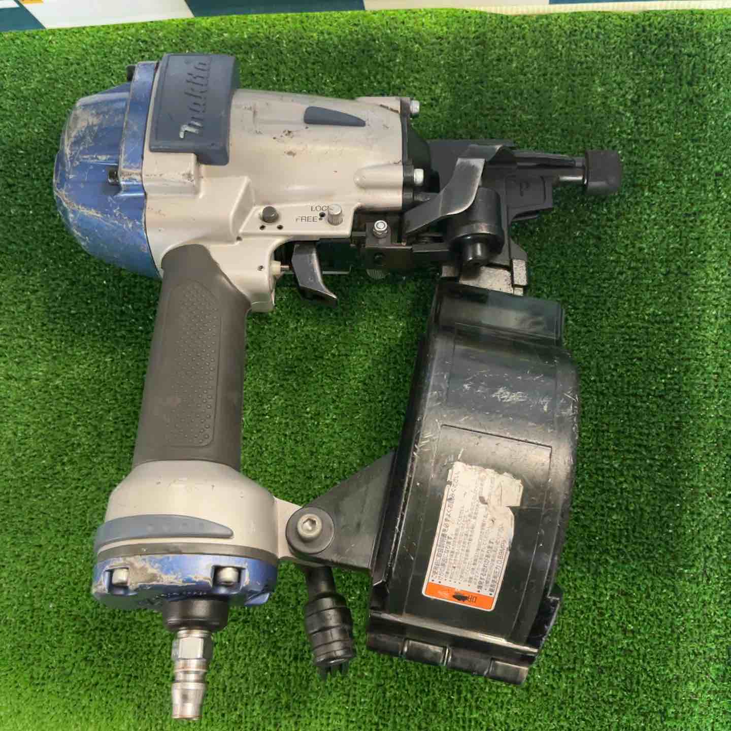 ☆マキタ(makita) 常圧エア釘打ち機 AN552【草加店】 – アクト ☆マキタ(makita) 常圧エア釘打ち機 AN552【草加店】 – アクト