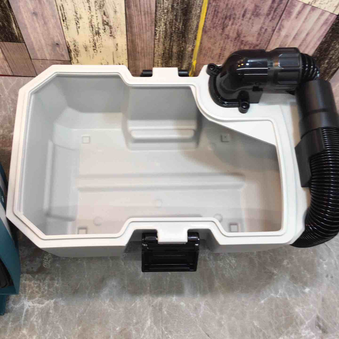 ★マキタ(makita) コードレス集じん機 乾湿両用 VC750DZ【八潮店】