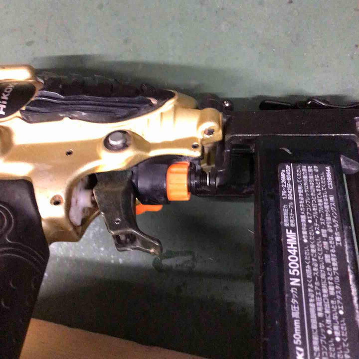 ★ハイコーキ(HIKOKI ※旧:日立工機) 高圧フロアタッカ N5004HMF【戸田店】