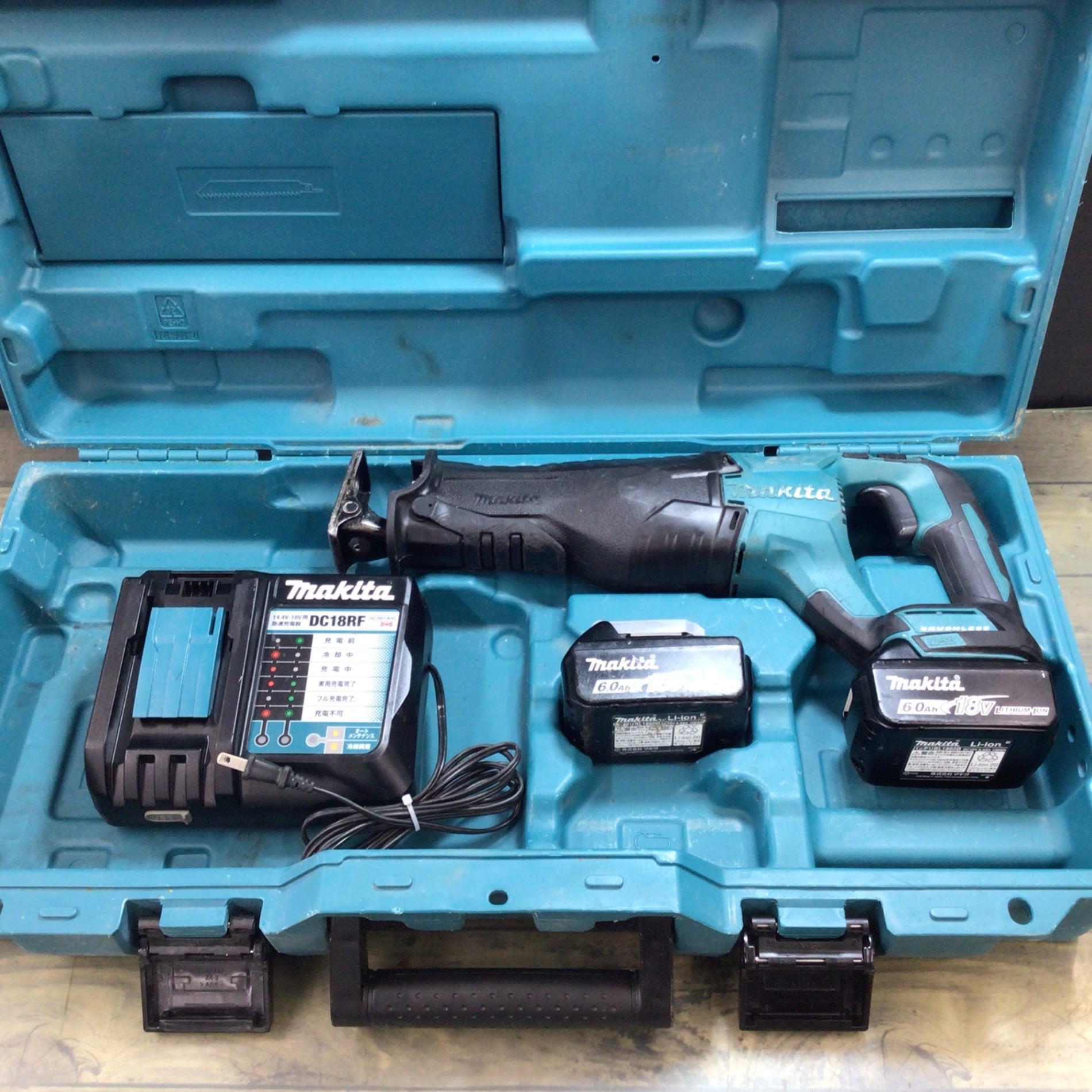 マキタ makita コードレスレシプロソー JR187DRGX