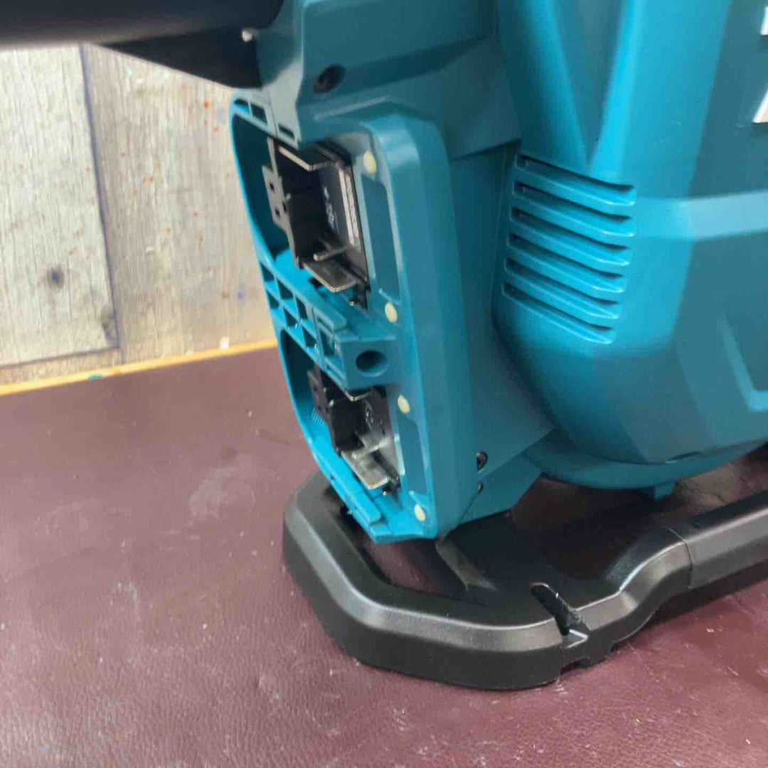 【中古品】 マキタ(Makita) 充電式ブロワ MUB363DZ MUB363DZV バキュームキット付 【東大和店】