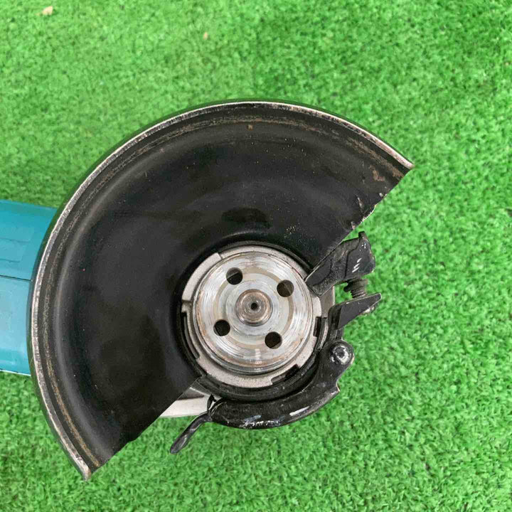 ◇マキタ(makita) 100mm コードレスディスクグラインダ GA403DZN (AG403DN)【川崎店】