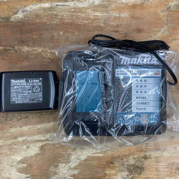 【未使用品】◇マキタ(makita) コードレスクリーナ CL280FDFCW バッテリー充電器付き【柏店】