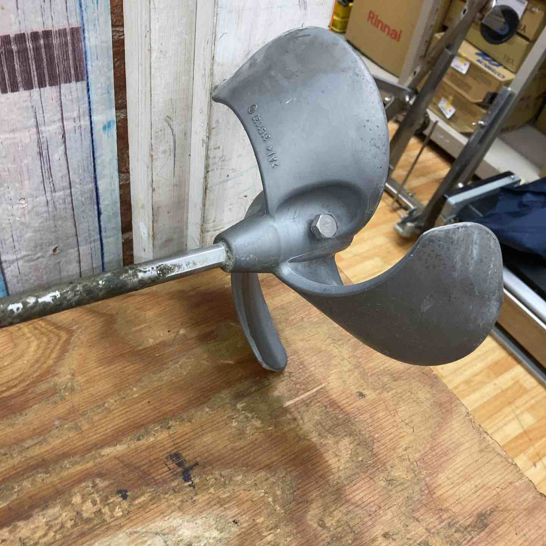 ☆マキタ(makita) かくはん機 カクハン機  UT2400【柏店】