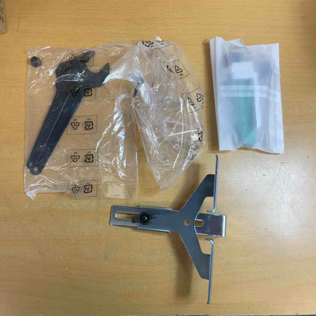 ★マキタ(makita) コードレストリマー RT50DZ【越谷店】