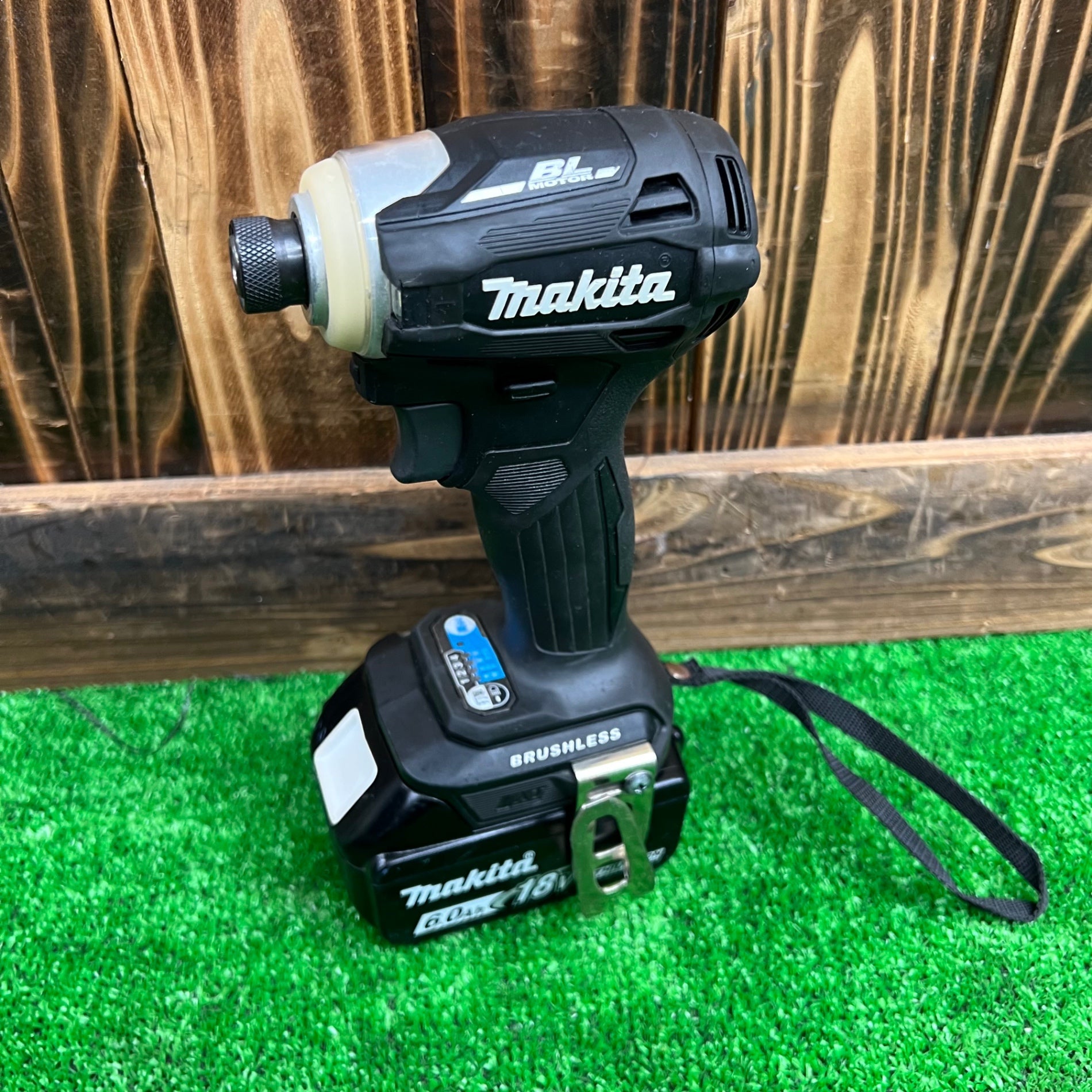 ★マキタ(makita) コードレスインパクトドライバー TD172DRGXB　※※充電器：DC18RC※※　【桶川店】