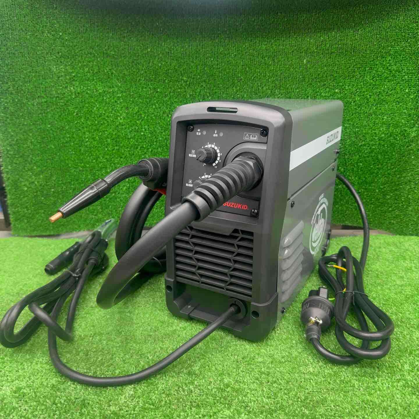 特別特価！未使用】 スズキッド SUZUKID 100V 半自動溶接機 SWD-80C