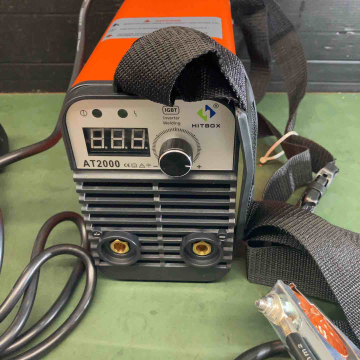 ◇HITBOX インバーター溶接機 AT2000【戸田店】