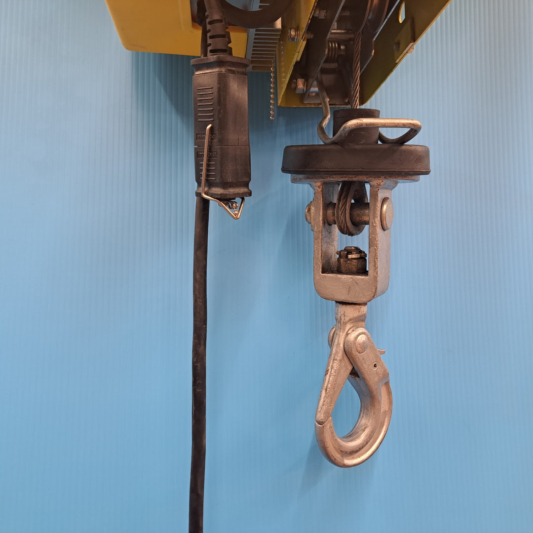 ◇トーヨーコーケン(TKK) 無線式ベビーホイスト 100kg 50m BH-N950R ウインチ【岩槻店】