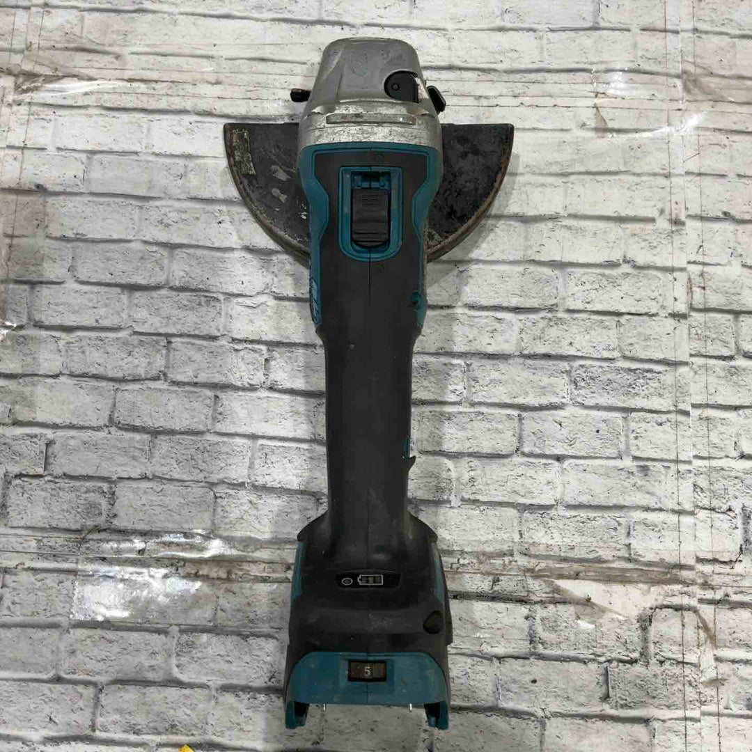 ☆マキタ(makita) 125mmコードレスディスクグラインダ GA512DZ【川口店】