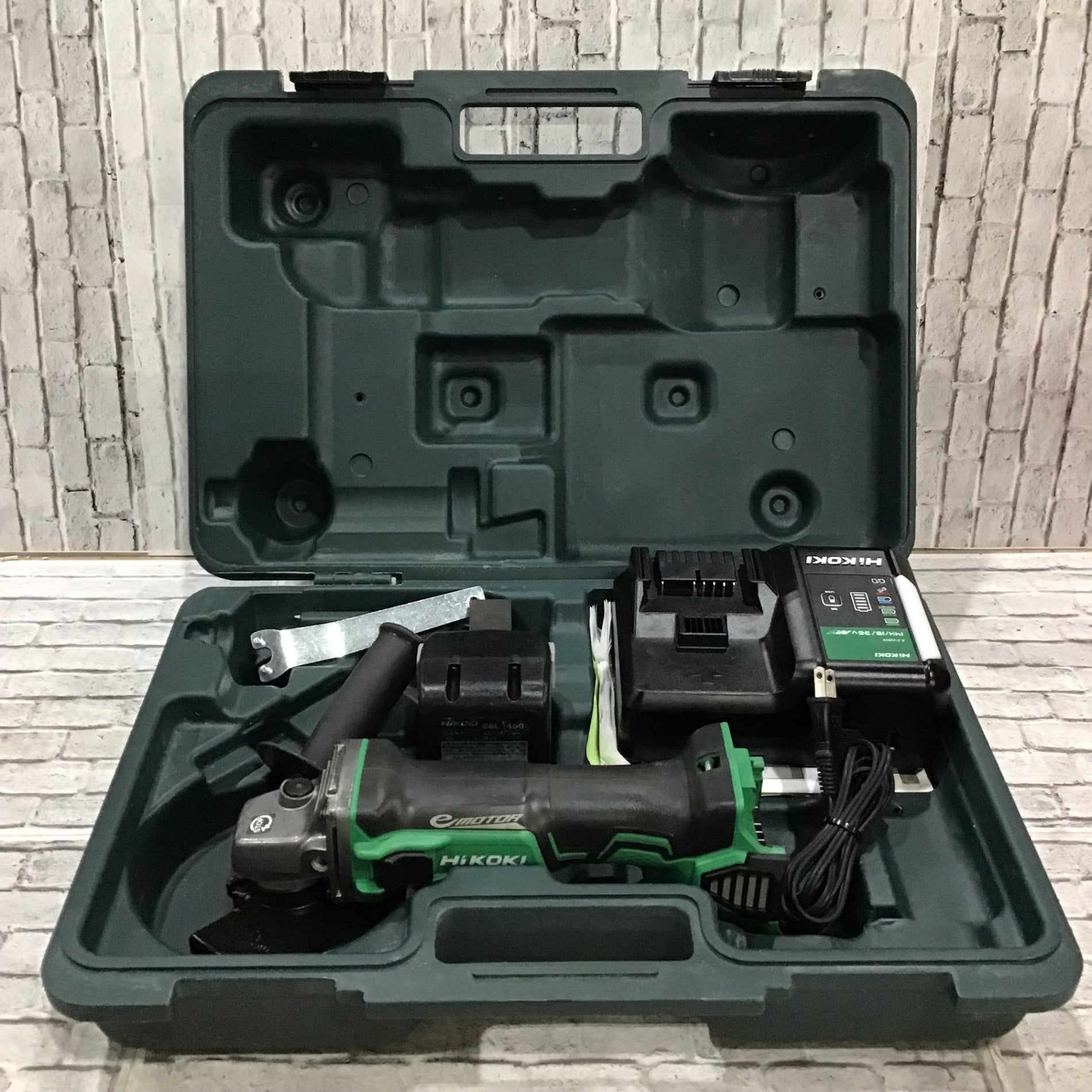 愛品館市原店】日立工機 G14DBVL 100mmコードレスグラインダ