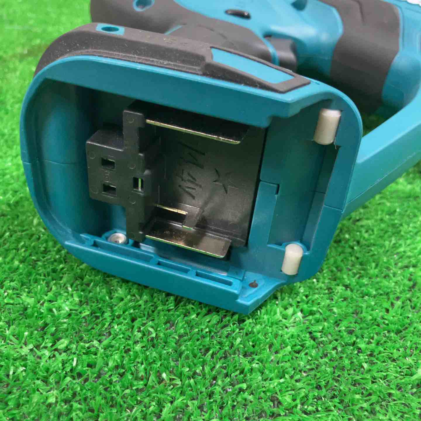 ◇マキタ(makita) コードレスボードカッタ SD140DZ【草加店】 – アクト