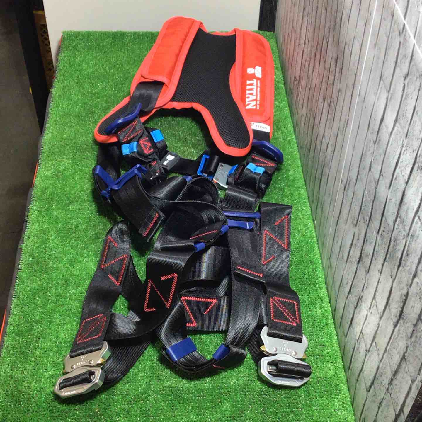 タイタン(TITAN) フルハーネス CANYON-WMLTD-BLSC 墜落制止器具 L