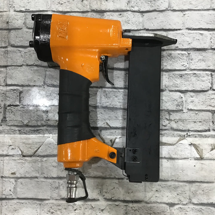 マックス(MAX) 常圧フィニッシュネイラ 型式不明 TA-35A/F35MOと思われます【川口店】