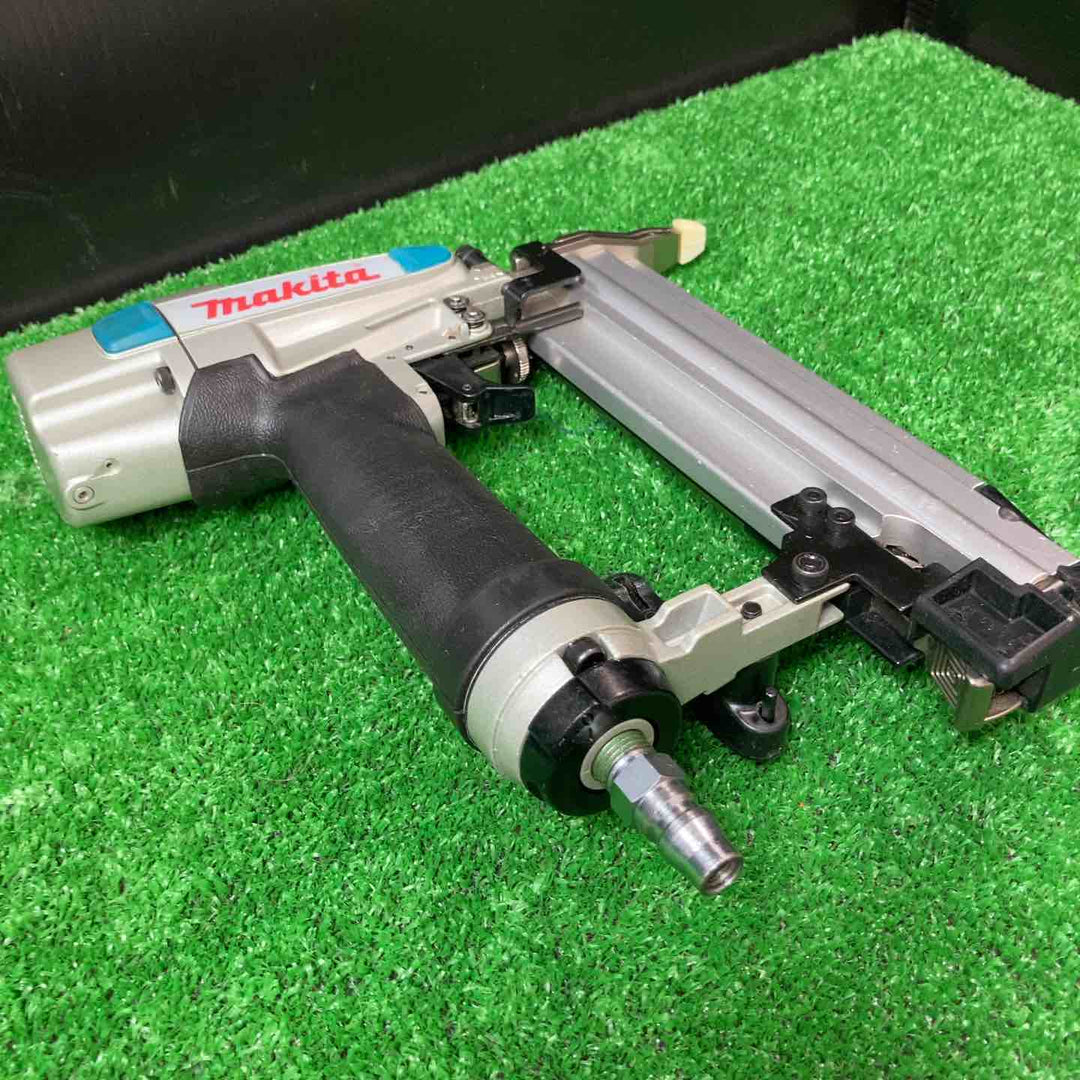 ★マキタ(makita) 常圧フィニッシュネイラ AF502N【岩槻店】