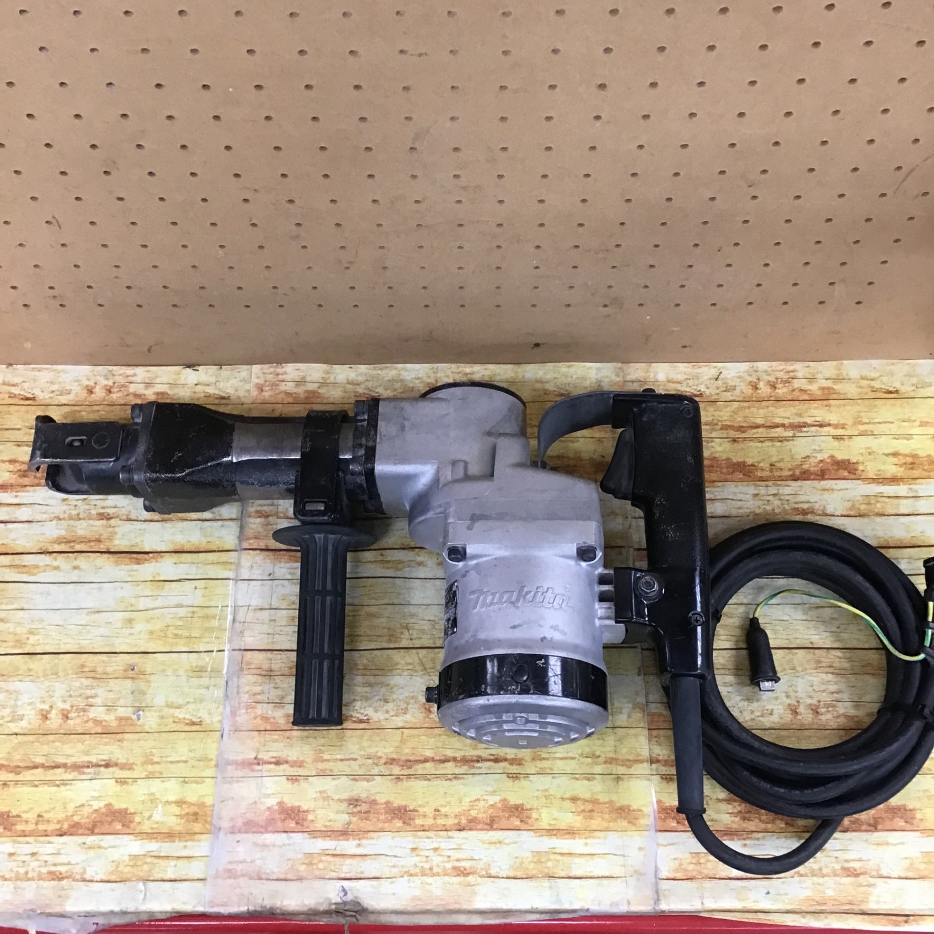 ☆マキタ(makita) 電動ハンマ HM1201【川崎店】 – アクトツール