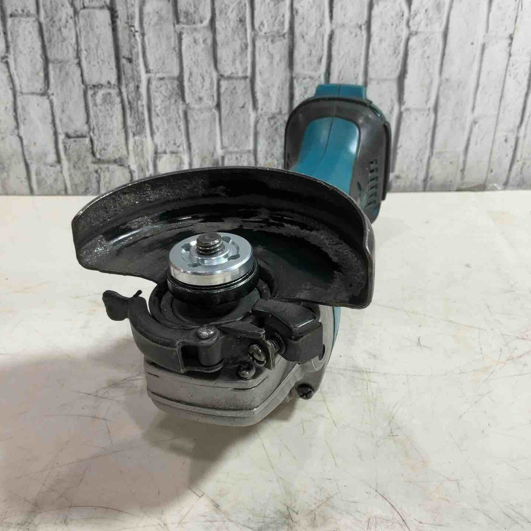 ☆マキタ(makita) 100mmコードレスディスクグラインダー GA400DRF 14.4V 動作確認済み【川口店】