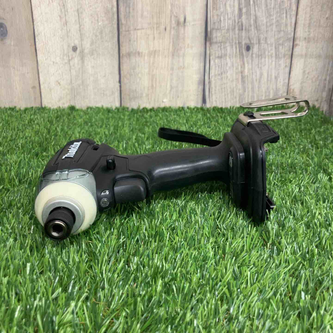 ★マキタ(makita)14.4V コードレスインパクトドライバー TD136DRFXB 付属バッテリにダメージ有【戸田店】