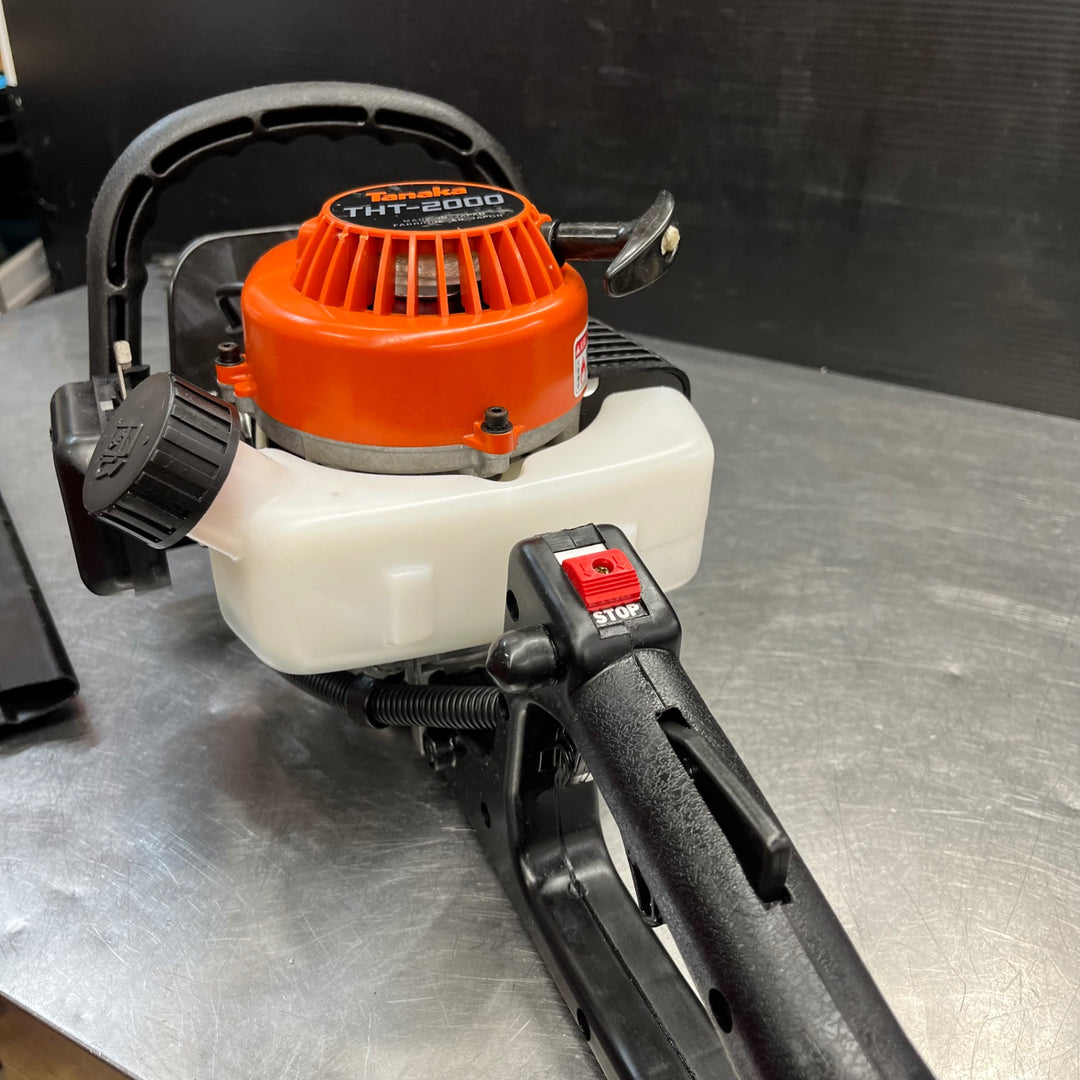 【中古品】タナカ(TANAKA) エンジンヘッジトリマー THT-2000 (500mm)【東大和店】
