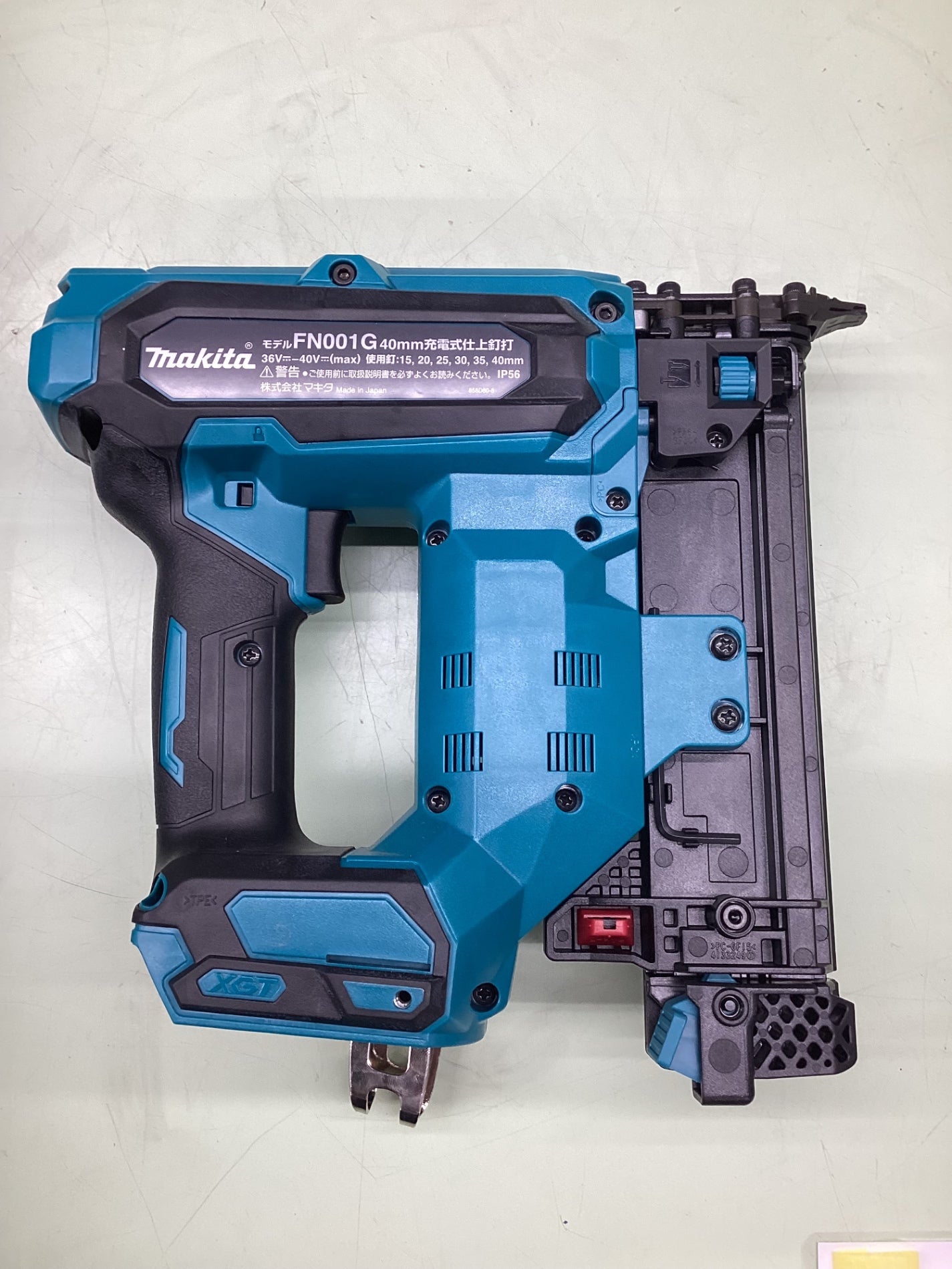 ☆マキタ(makita) コードレスフィニッシュネイラ FN001GZK【越谷