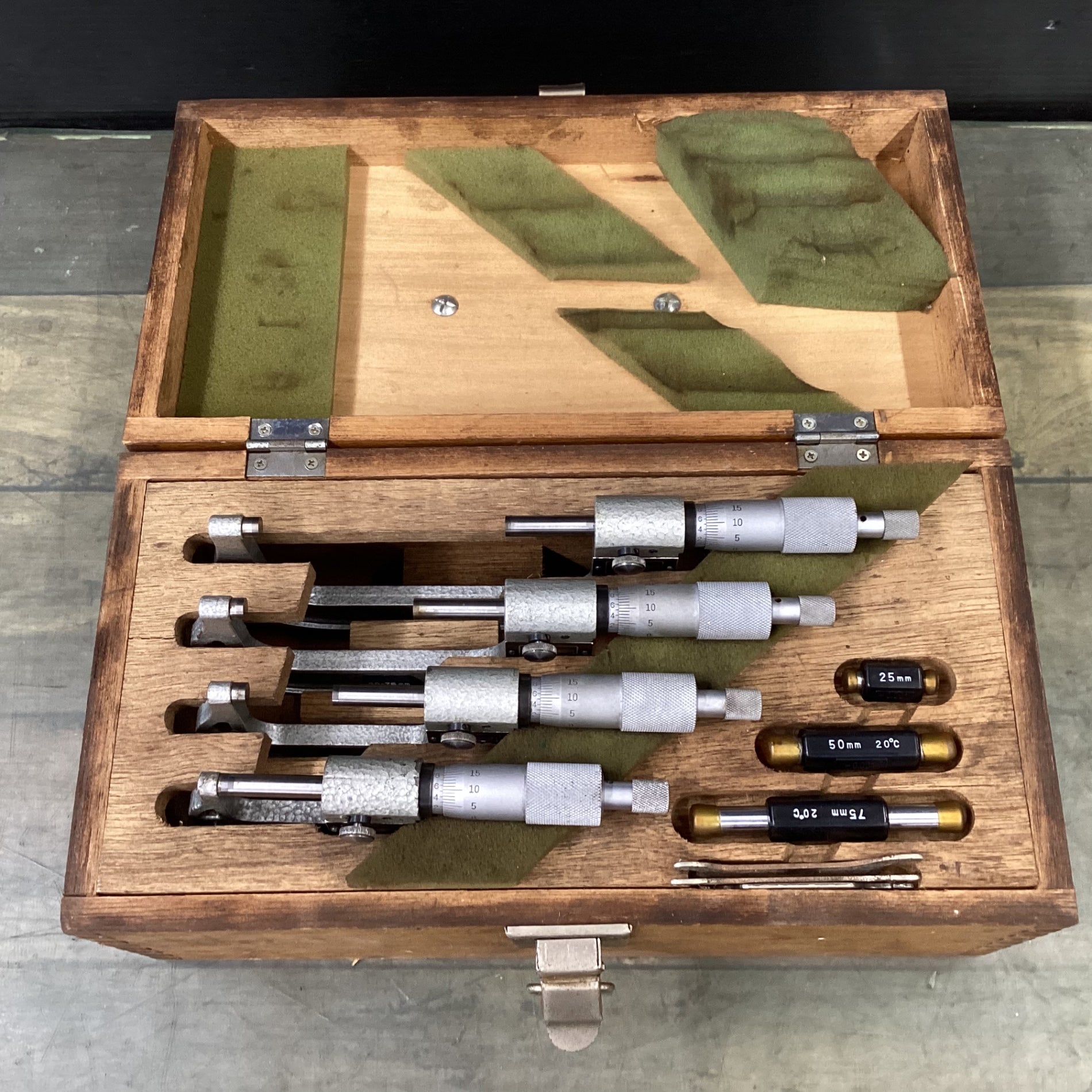 中野　テスト出品 中学生の定期テスト対策に!】要点がポケットサイズにぎゅっとまとまっ