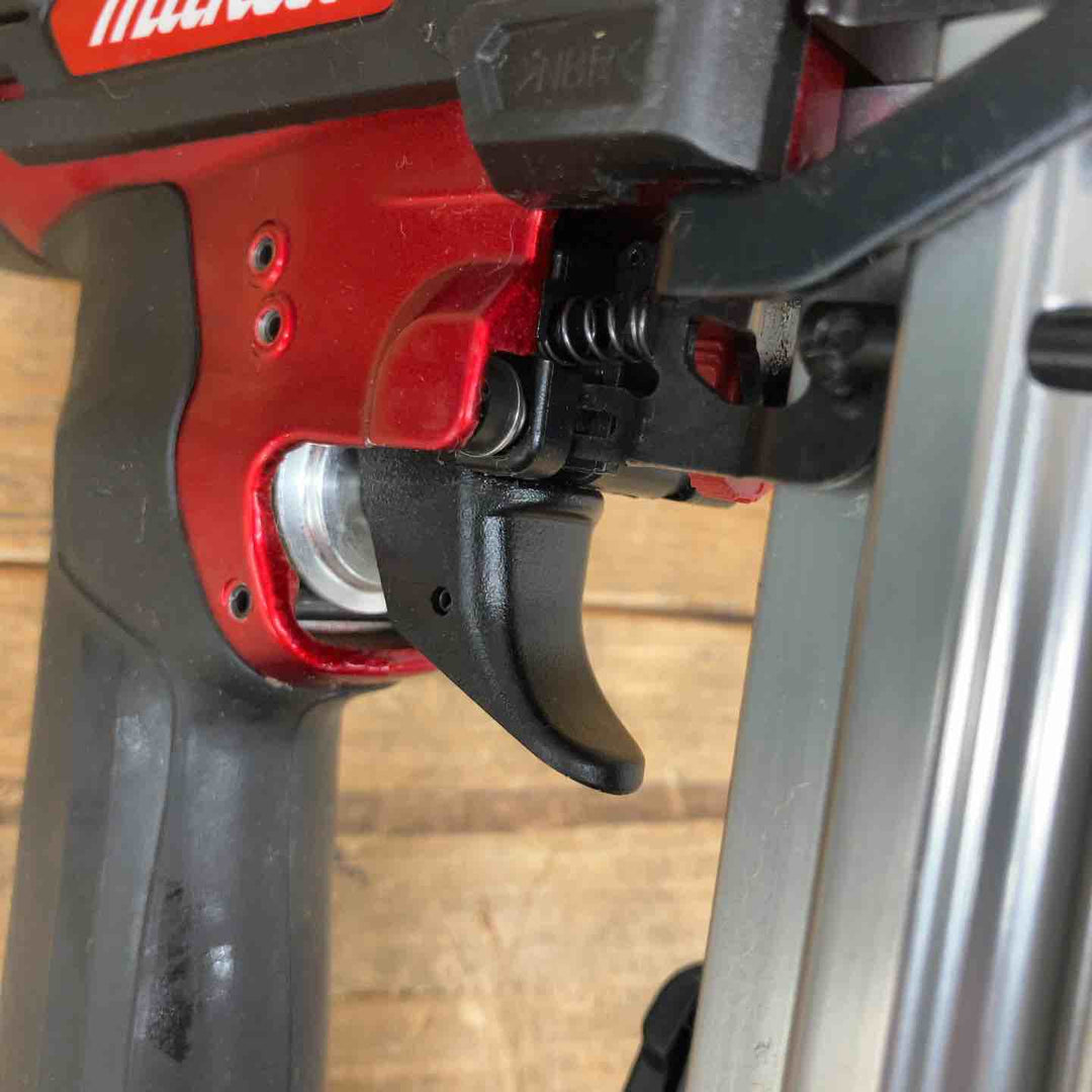 【タイムセール】 【中古品】 マキタ(makita) 高圧ピンネイラ AF502HP エア工具 状態良好♪ 【東大和店】
