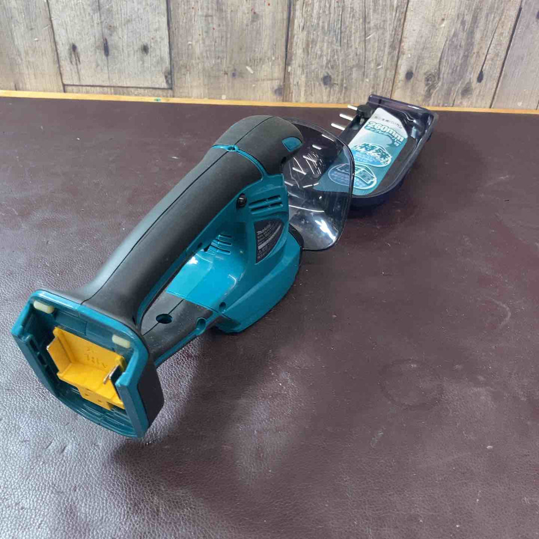 【未使用品(店頭展示品)】 マキタ(makita) コードレスバリカン MUH263DZ 【東大和店】