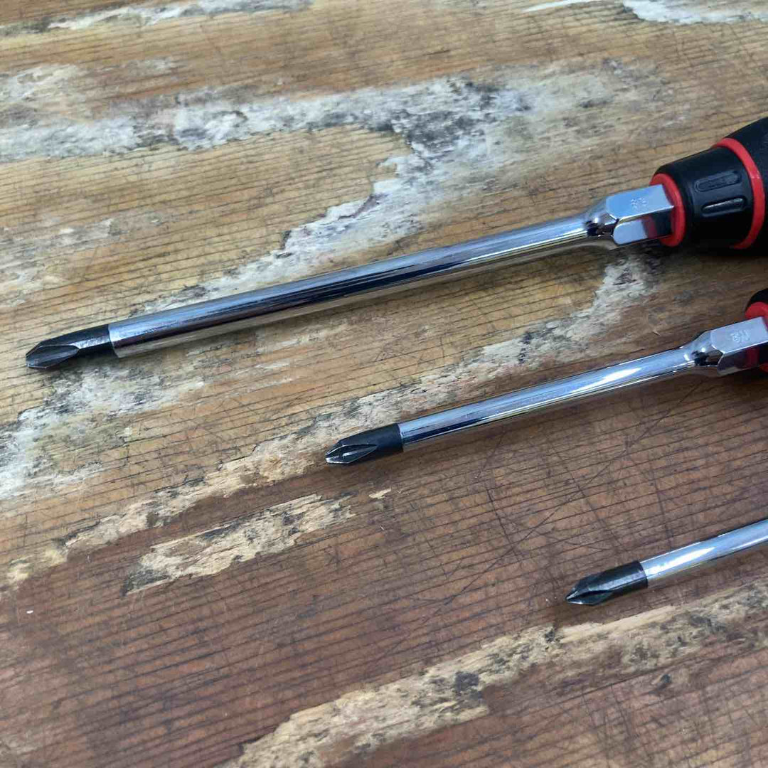 ▲ネプロス 樹脂柄ドライバ貫通タイプ プラスドライバーND1P2-1,2,3【柏店】