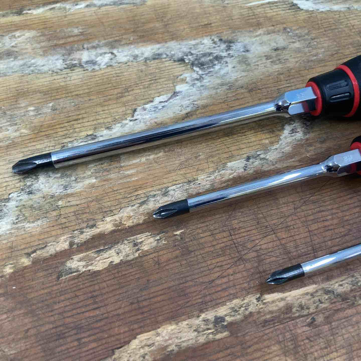 ▲ネプロス 樹脂柄ドライバ貫通タイプ プラスドライバーND1P2-1,2,3【柏店】