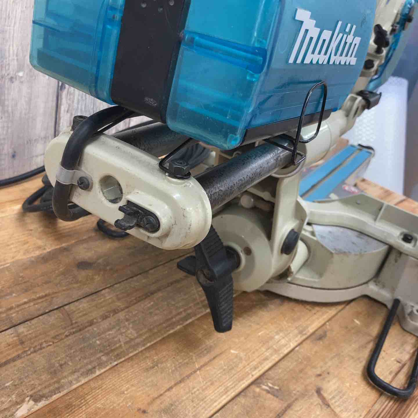 中古品／店頭受取り限定】マキタ(makita) スライドマルノコ LS0716F