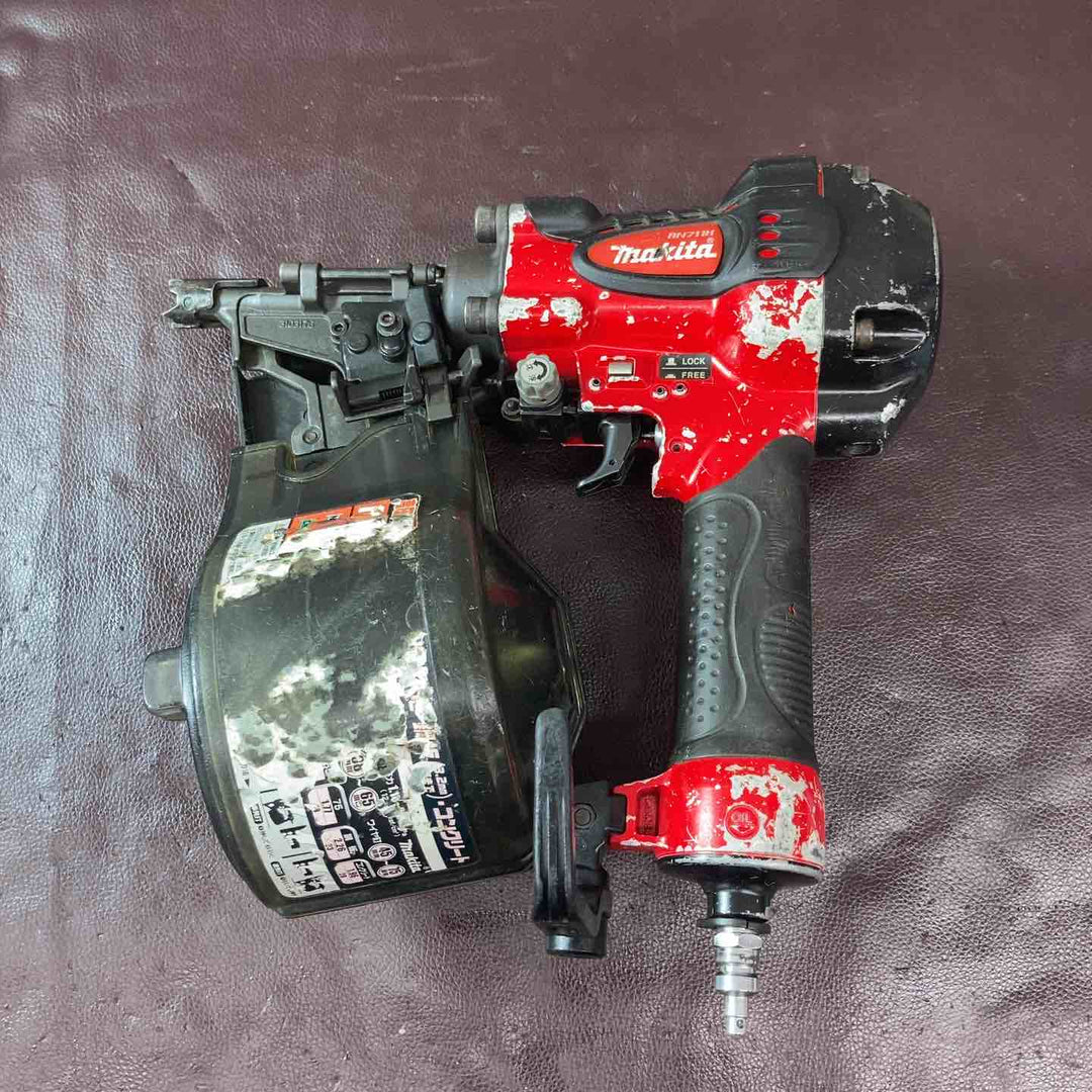 【中古品】マキタ(makita) 高圧エア釘打ち機 AN711H【東大和店】