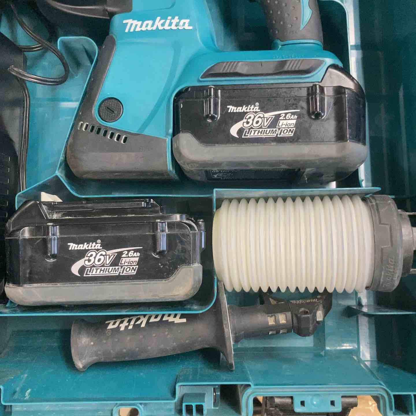 ☆マキタ(makita) コードレスハンマドリル HR261DRDX【町田店