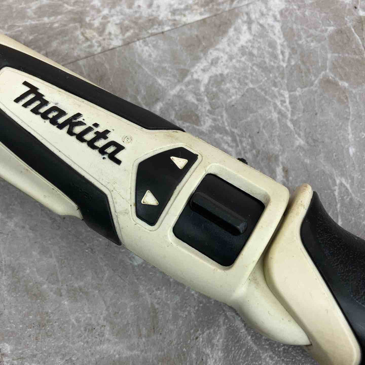 ☆マキタ(makita) コードレスペンインパクトドライバ TD021DSW【八潮店】