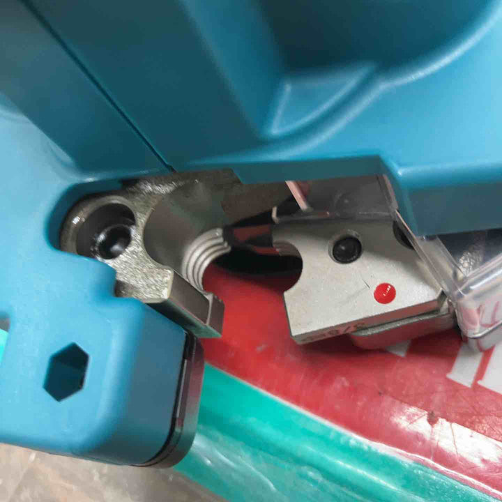 ★マキタ(makita) コードレス全ネジカッター SC102DZK【戸田店】