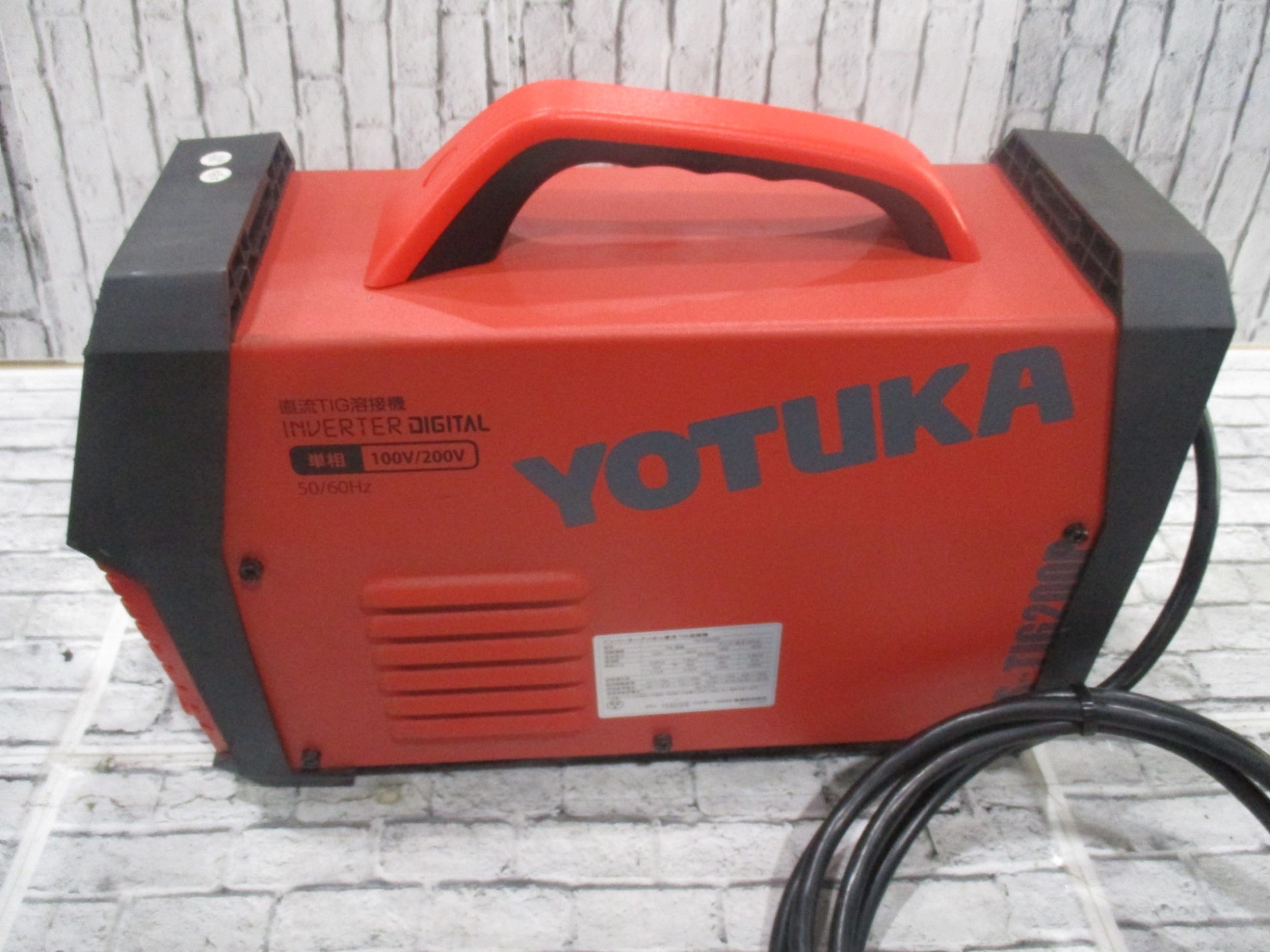 【店頭受取り限定】YOTUKA ハイガー TIG溶接機 YS-TIG200P 100/200V兼用 ガスのおまけ付き 通電のみ確認【川口店】