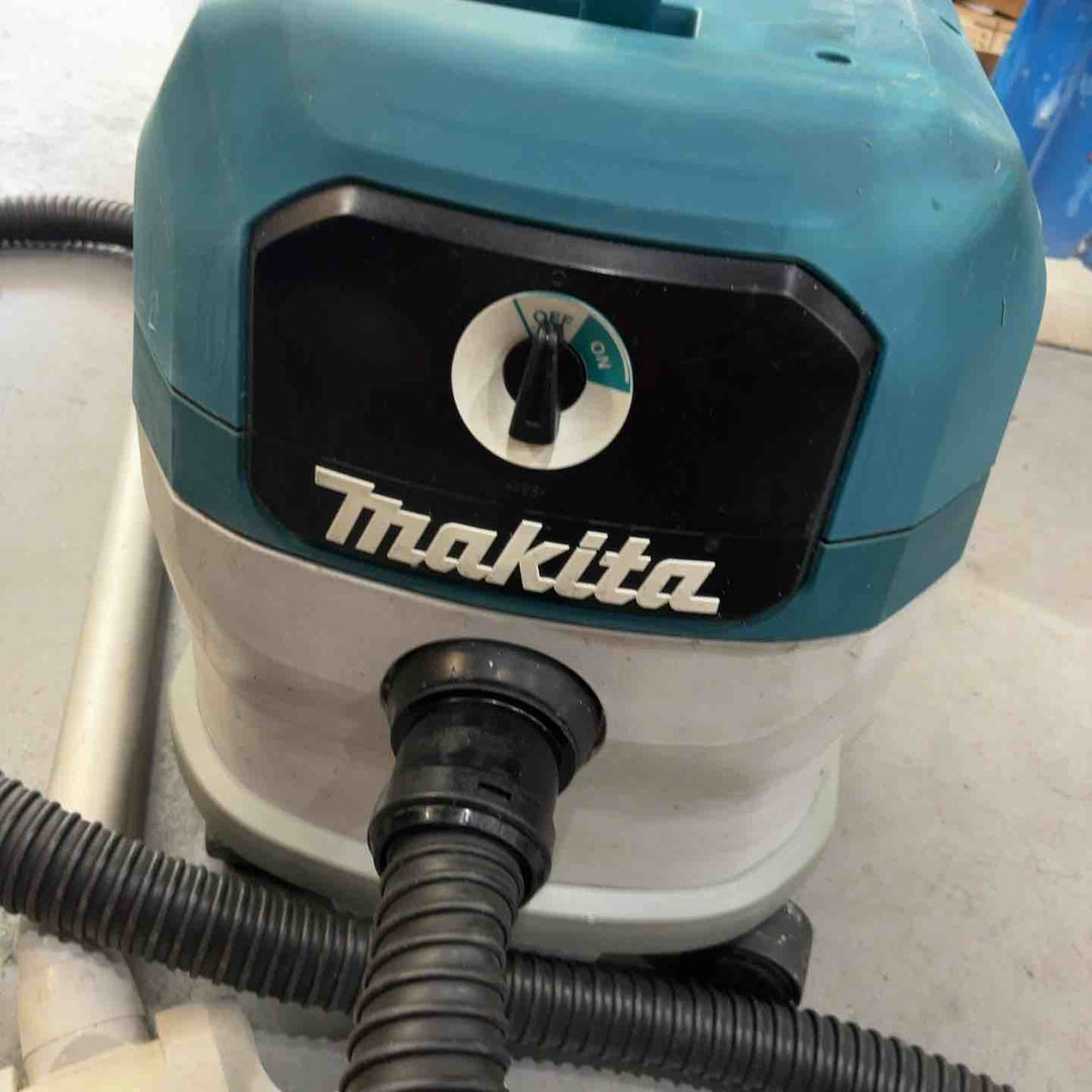 ★マキタ(makita) 集じん機 乾湿両用 VC1500 ホース、ノズル付き【川口店】