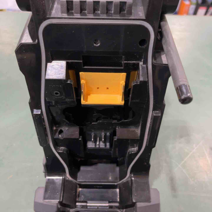 ★マキタ(makita) コードレスラジオ MR108B【川口店】