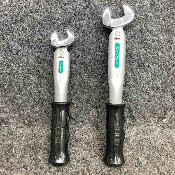 【現状品】 文化貿易工業(BBK) フレアーナット用トルク 17mmx18N・m/22mmx38N・m 2本セット 【鴻巣店】